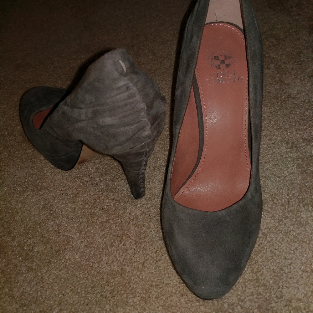 Vince Camuto Grey Suede Momas Pumps Platforms US 7